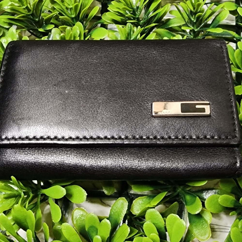 EUC Gucci Key Holder Card Case - Picture 1 of 12